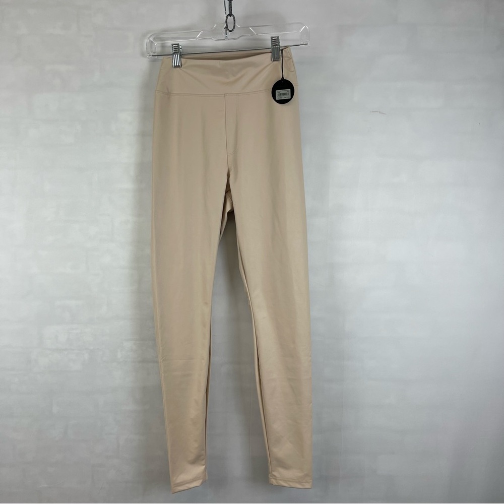 Offline by Aerie Real Luxe Faux Leather Sandalwood Size Medium‎ NWT